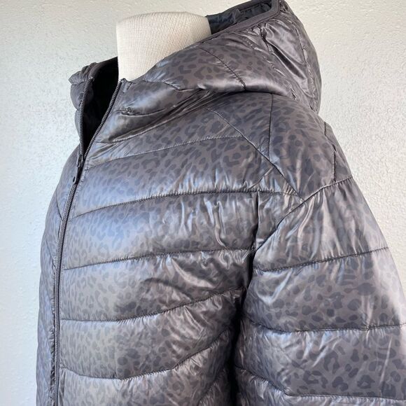 Offline by Aerie Hooded Puffer Jacket Size L EUC - Picture 4 of 8